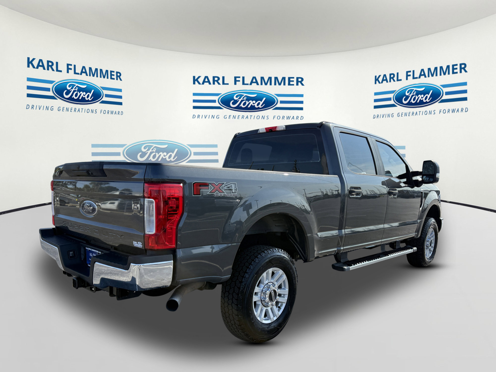 Certified 2019 Ford F250 XL w/ STX Appearance Package image 3