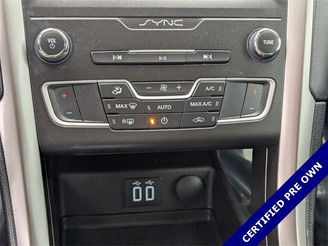 Certified 2020 Ford Fusion SE image 24