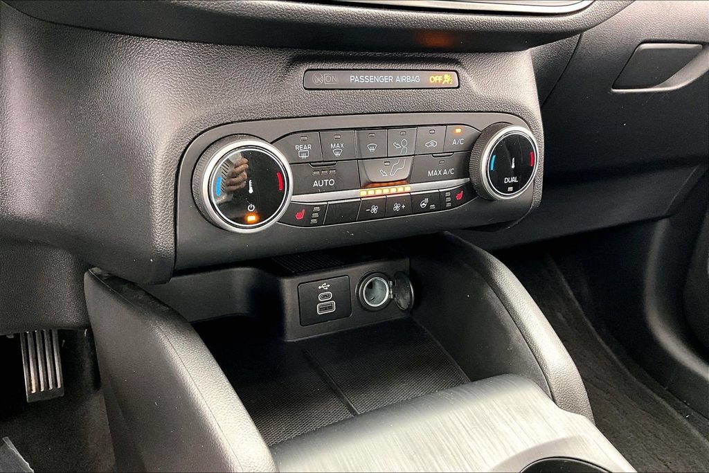Certified 2024 Ford Escape Active w/ Cold Weather Package FWD image 31
