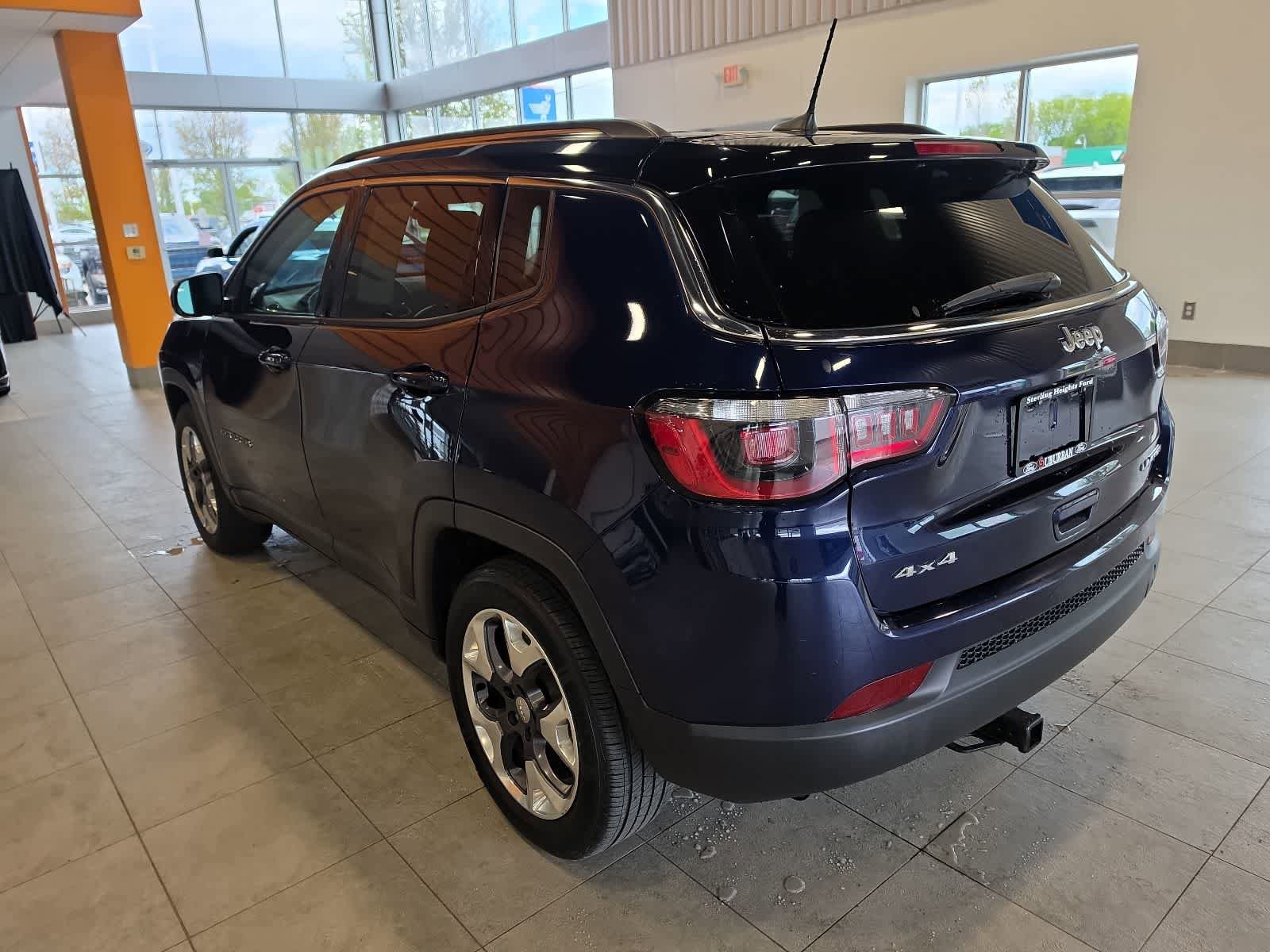 Used 2019 Jeep Compass Limited AWD/4WD image 12