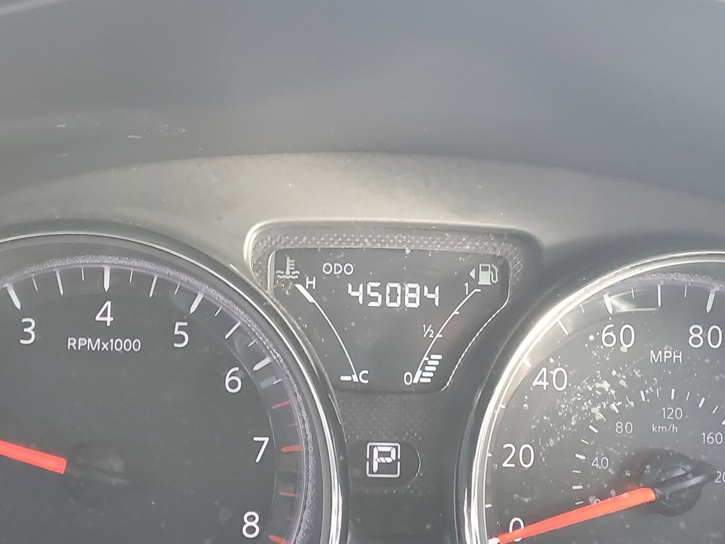 Used 2018 Nissan Versa SV w/ SV Special Edition Package image 21