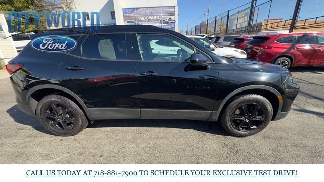 Used 2023 Chevrolet Blazer LT w/ Convenience Package image 2