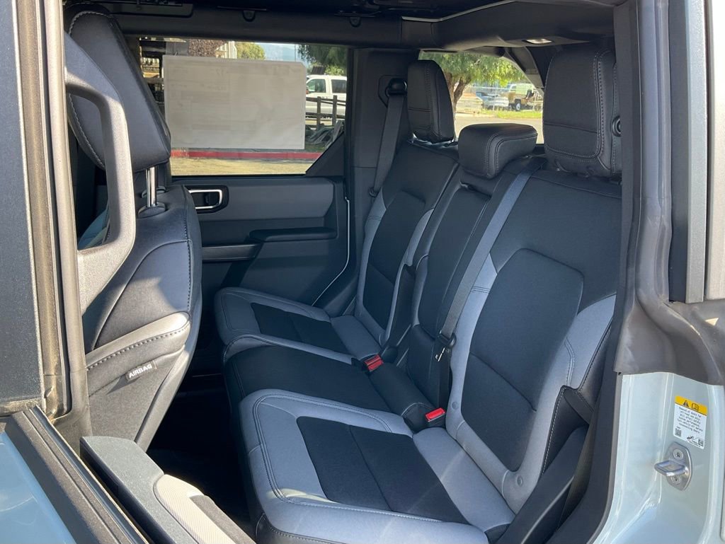 Certified 2024 Ford Bronco Black Diamond w/ Sasquatch Package image 42