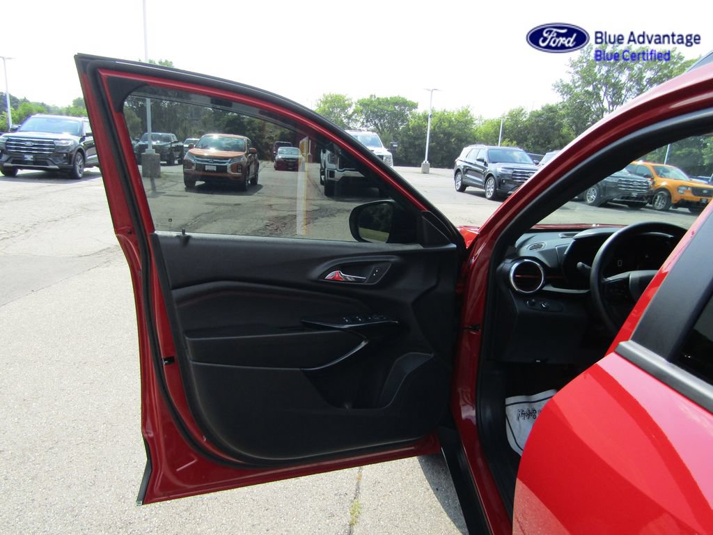 Used 2026 Chevrolet Trax RS w/ Driver Confidence Package FWD image 29