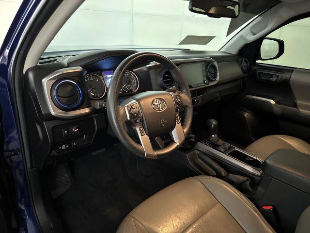 Used 2022 Toyota Tacoma SR5 w/ Technology Package RWD image 16
