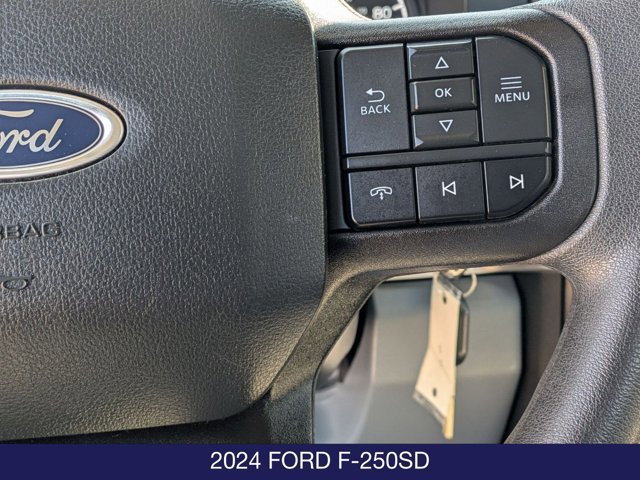 Certified 2024 Ford F250 XL w/ Snow Plow/Camper Package AWD/4WD image 18