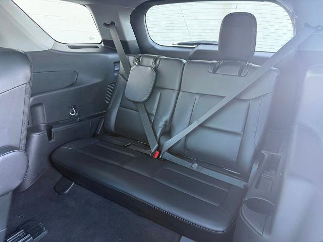 Certified 2023 Ford Explorer XLT w/ Equipment Group 202A AWD/4WD image 19