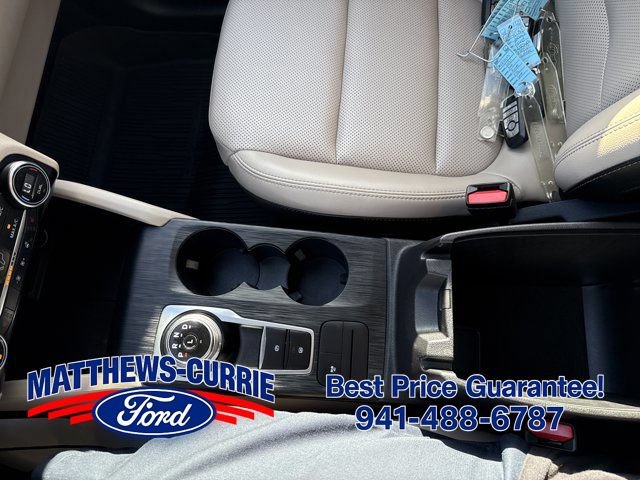 Certified 2021 Ford Escape SEL w/ Class II Trailer Tow Package AWD/4WD image 21