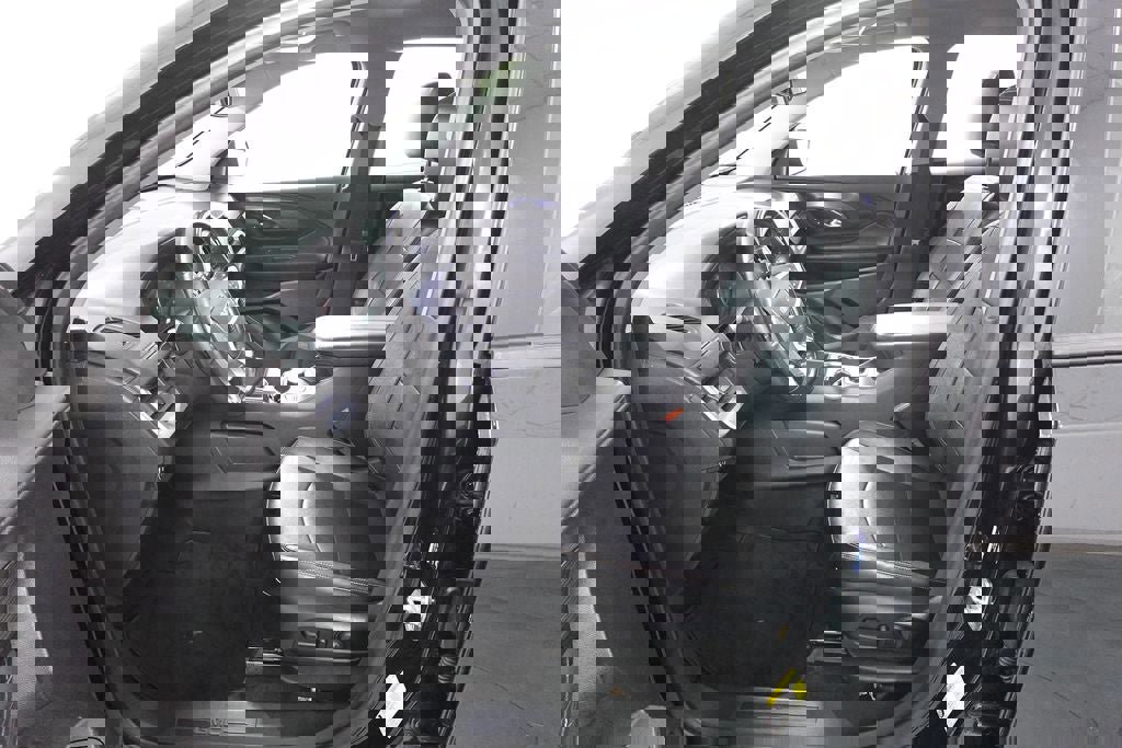 Used 2021 GMC Terrain SLT image 10