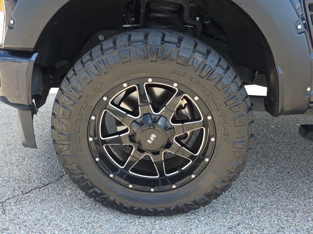 Certified 2023 Ford F250 XLT w/ XLT Premium Package AWD/4WD image 9