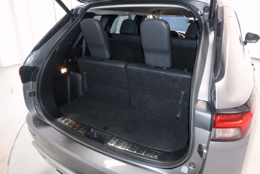 Used 2022 Mitsubishi Outlander SE AWD/4WD image 16