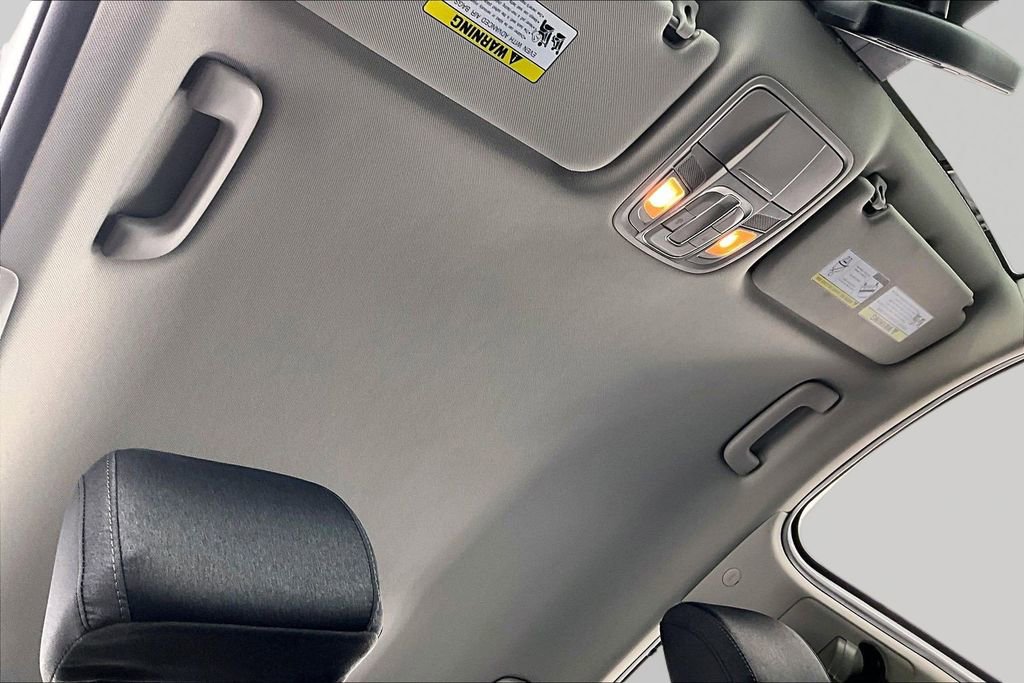 Used 2019 Hyundai Santa Fe SEL FWD image 22