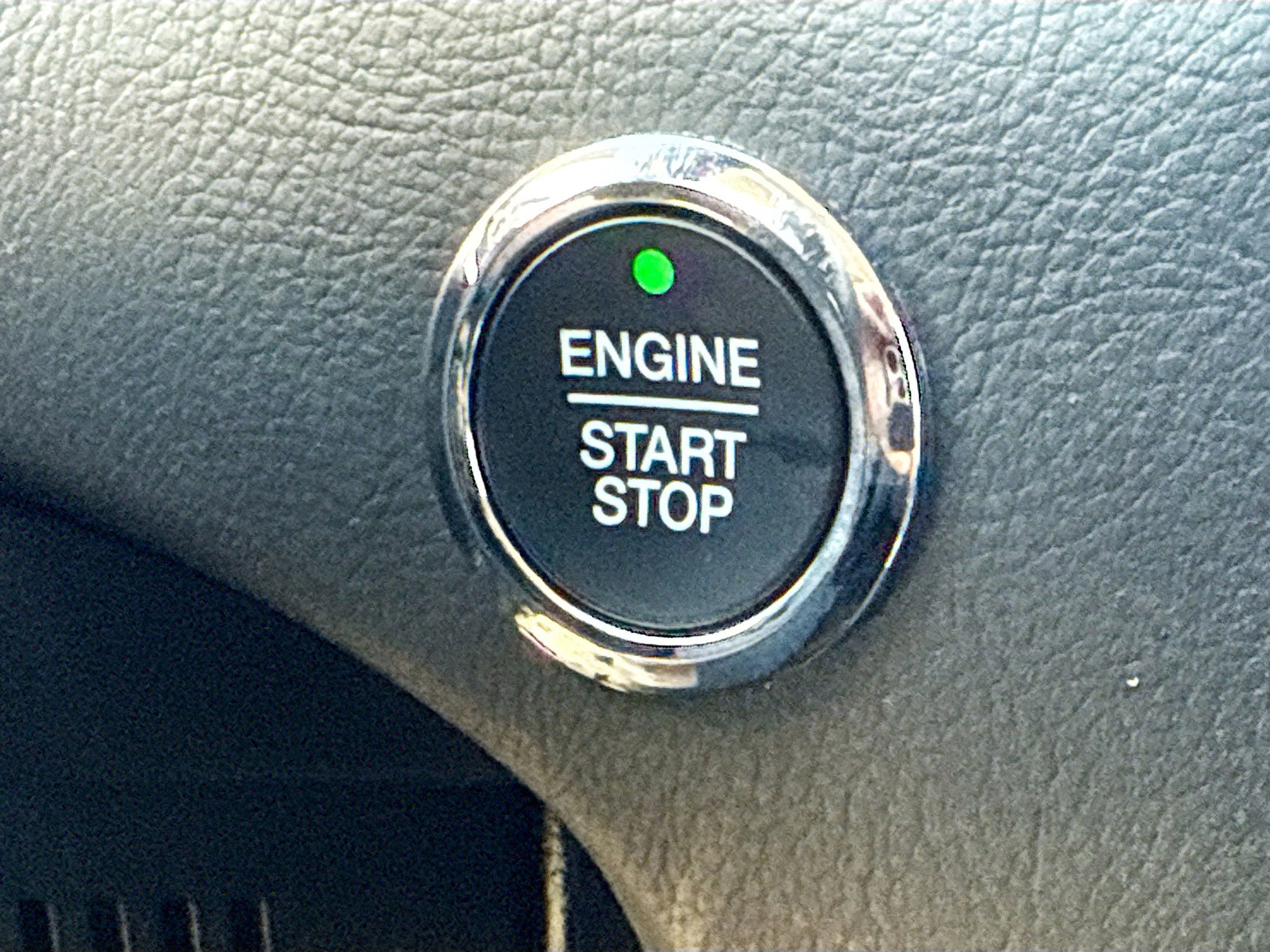 Certified 2022 Ford Edge SEL w/ Convenience Package image 9