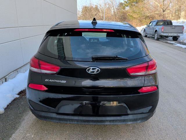 Used 2019 Hyundai Elantra GT image 4