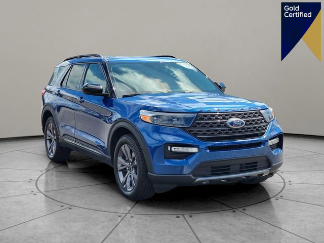 Certified 2023 Ford Explorer XLT w/ Equipment Group 202A image 1