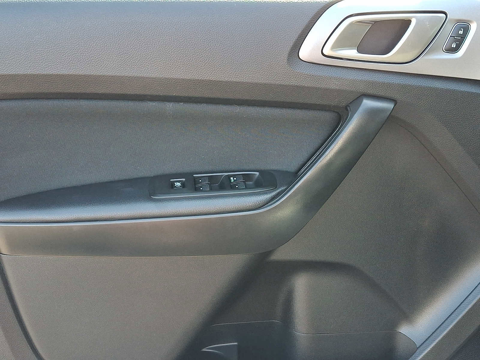 Certified 2021 Ford Ranger XLT w/ Equipment Group 301A Mid image 12