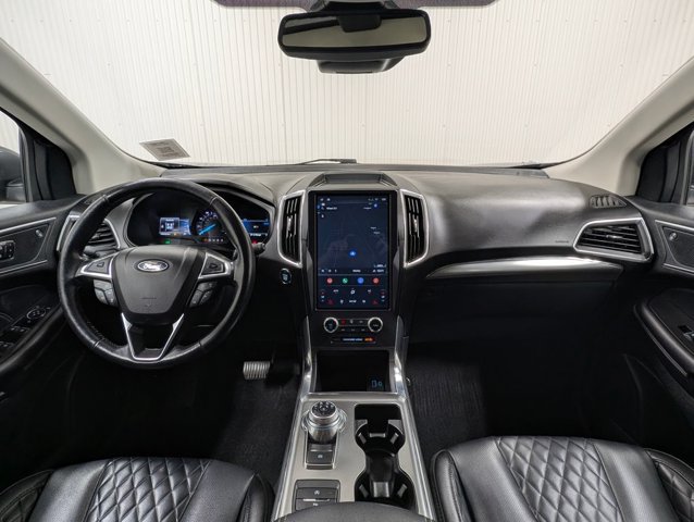 Certified 2023 Ford Edge Titanium w/ Equipment Group 301A AWD/4WD image 3