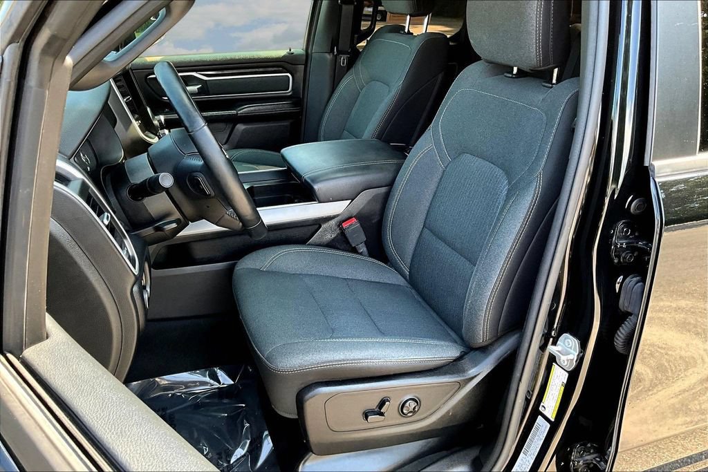 Used 2020 RAM 1500 Big Horn AWD/4WD image 24