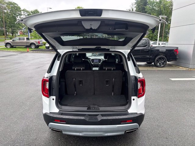 Used 2023 GMC Acadia SLT AWD/4WD image 10