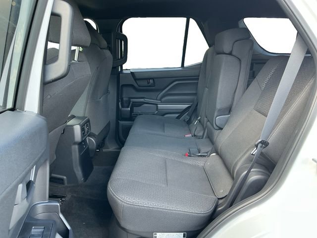Used 2025 Toyota 4Runner SR5 image 16