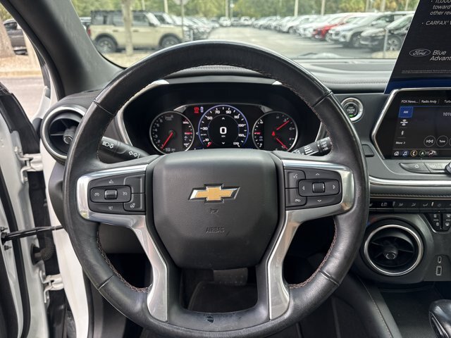 Used 2019 Chevrolet Blazer Premier w/ Sun and Wheels Package FWD image 23