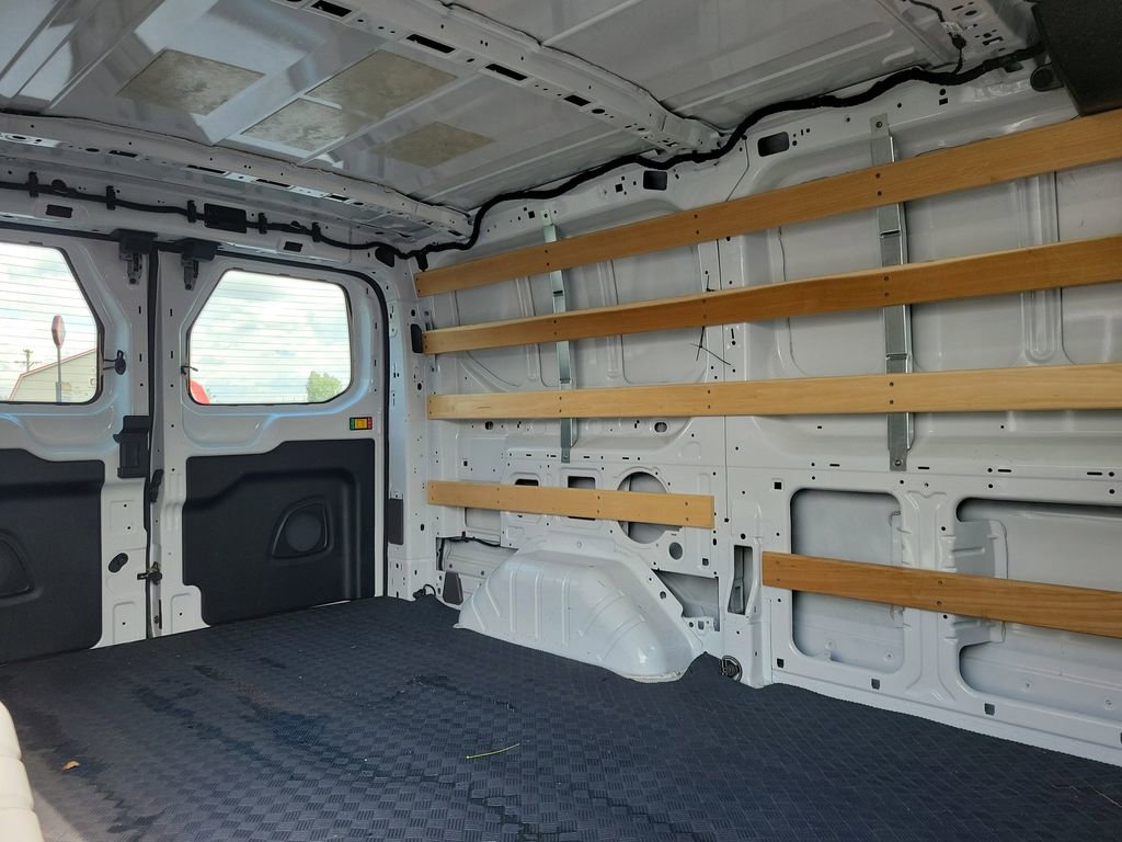 Certified 2025 Ford Transit 250 Low Roof w/ Exterior Upgrade Package RWD image 13