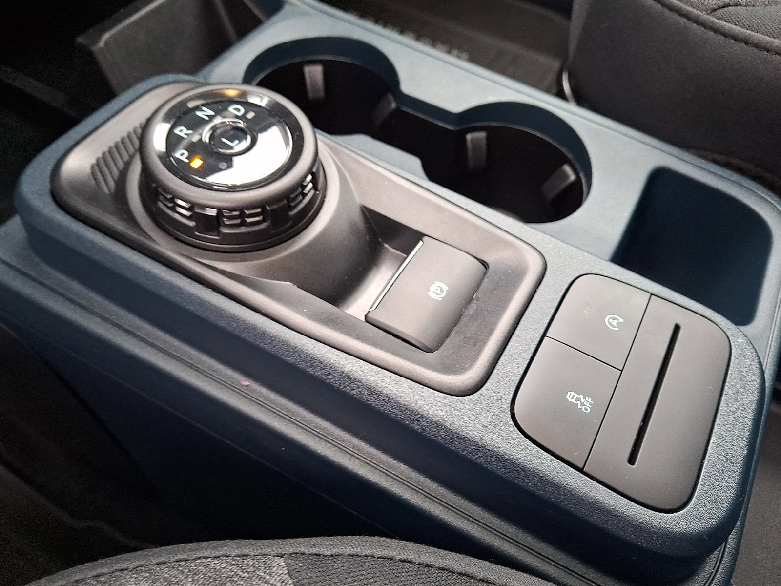 Certified 2025 Ford Maverick XLT w/ XLT Luxury Package image 22