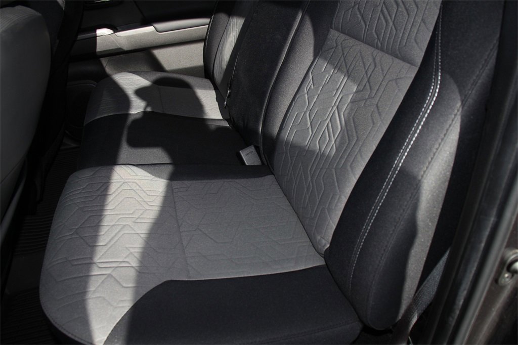 Used 2022 Toyota Tacoma TRD Off-Road image 22