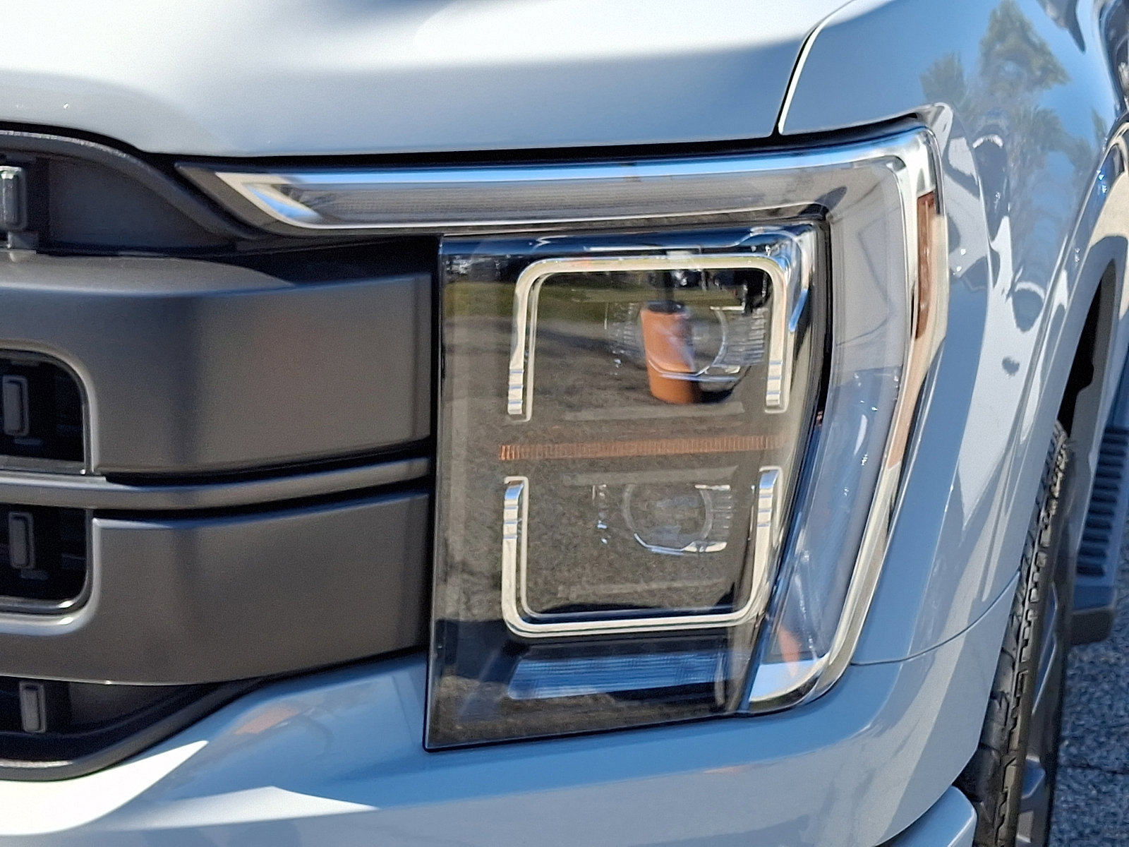 Certified 2023 Ford F150 Lariat w/ Equipment Group 502A High image 12