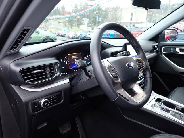 Certified 2023 Ford Explorer XLT w/ Equipment Group 202A image 15