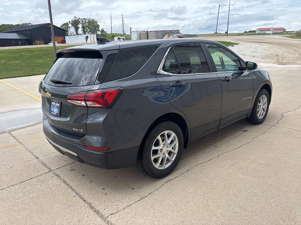 Used 2023 Chevrolet Equinox LT AWD/4WD image 4
