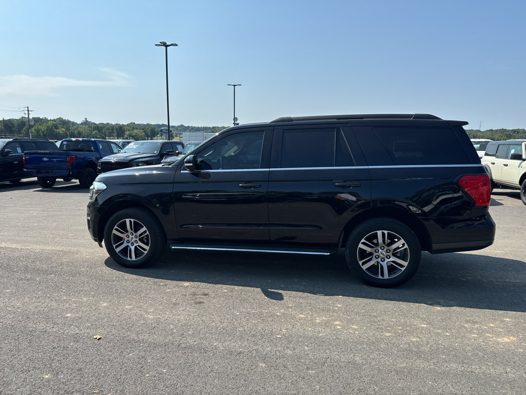Certified 2023 Ford Expedition XLT RWD image 8