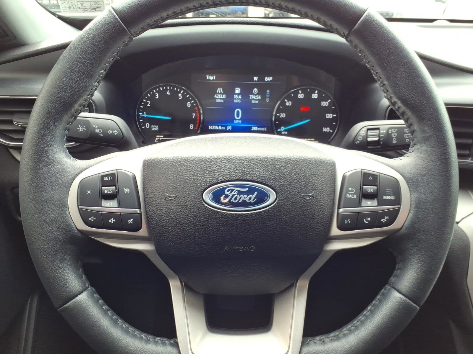 Certified 2023 Ford Explorer XLT w/ Equipment Group 202A image 18