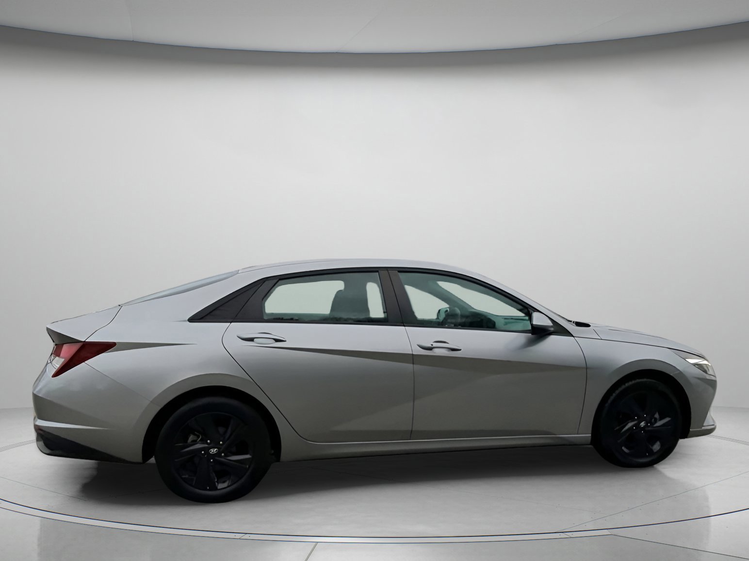 Used 2023 Hyundai Elantra SEL w/ Cargo Package image 23