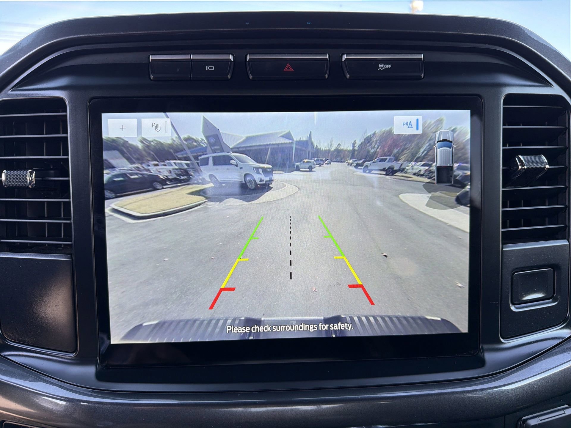 Certified 2022 Ford F150 XLT w/ Equipment Group 302A High image 10