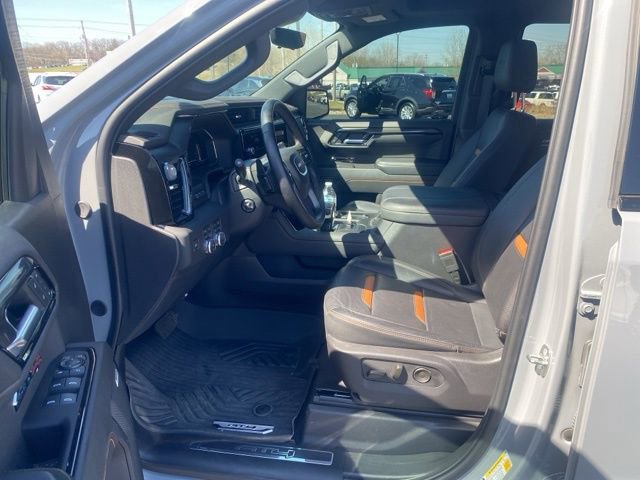 Used 2024 GMC Sierra 1500 AT4 w/ Technology Package image 10