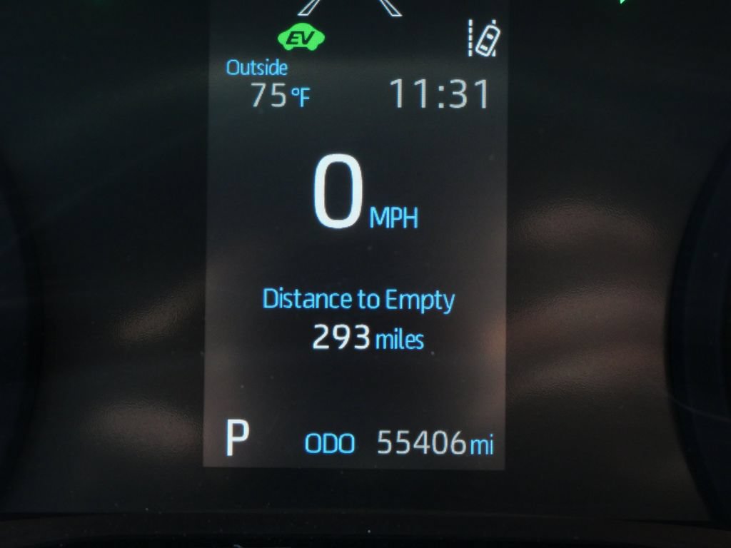 Used 2023 Toyota Sienna XSE AWD/4WD image 36