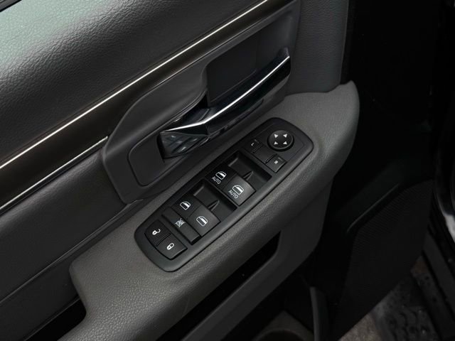 Used 2017 RAM 1500 Outdoorsman AWD/4WD image 12