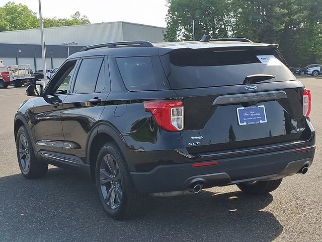 Certified 2023 Ford Explorer XLT w/ Equipment Group 202A AWD/4WD image 4
