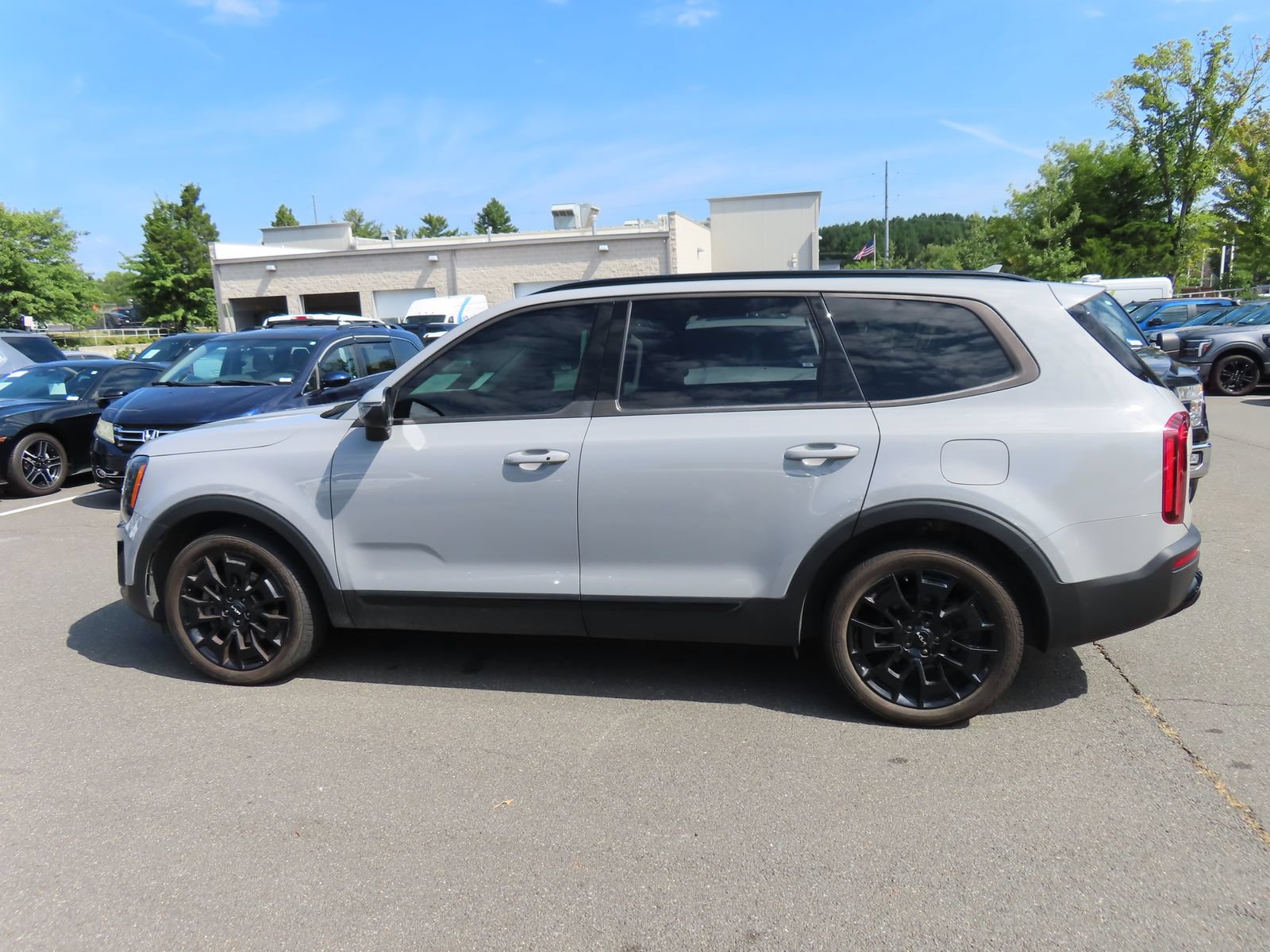 Used 2022 Kia Telluride EX w/ EX Premium Package AWD/4WD image 7