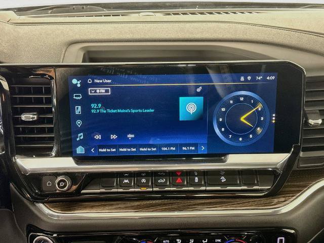 Used 2024 Chevrolet Silverado 1500 RST w/ Convenience Package II AWD/4WD image 15
