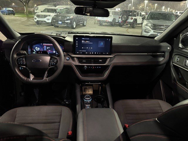 Certified 2025 Ford Explorer ST-Line w/ ST-Line Street Pack image 26