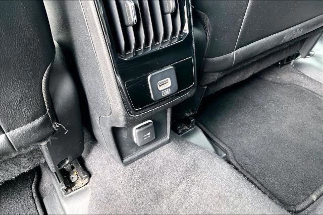 Used 2023 Jeep Compass Limited image 31