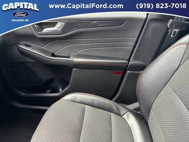 Certified 2024 Ford Escape ST-Line w/ Tech Pack #1 AWD/4WD image 29