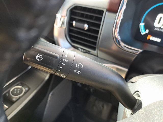 Certified 2021 Ford F150 Lariat w/ Equipment Group 502A High image 18