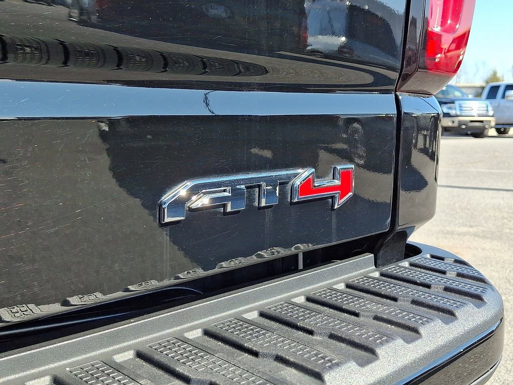 Used 2023 GMC Sierra 1500 AT4 w/ AT4 Premium Package image 33