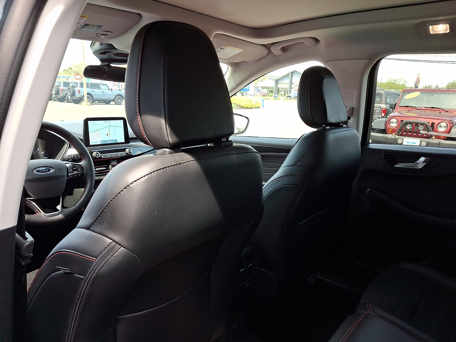 Certified 2022 Ford Escape SEL w/ SEL Stealth AWD Package image 12