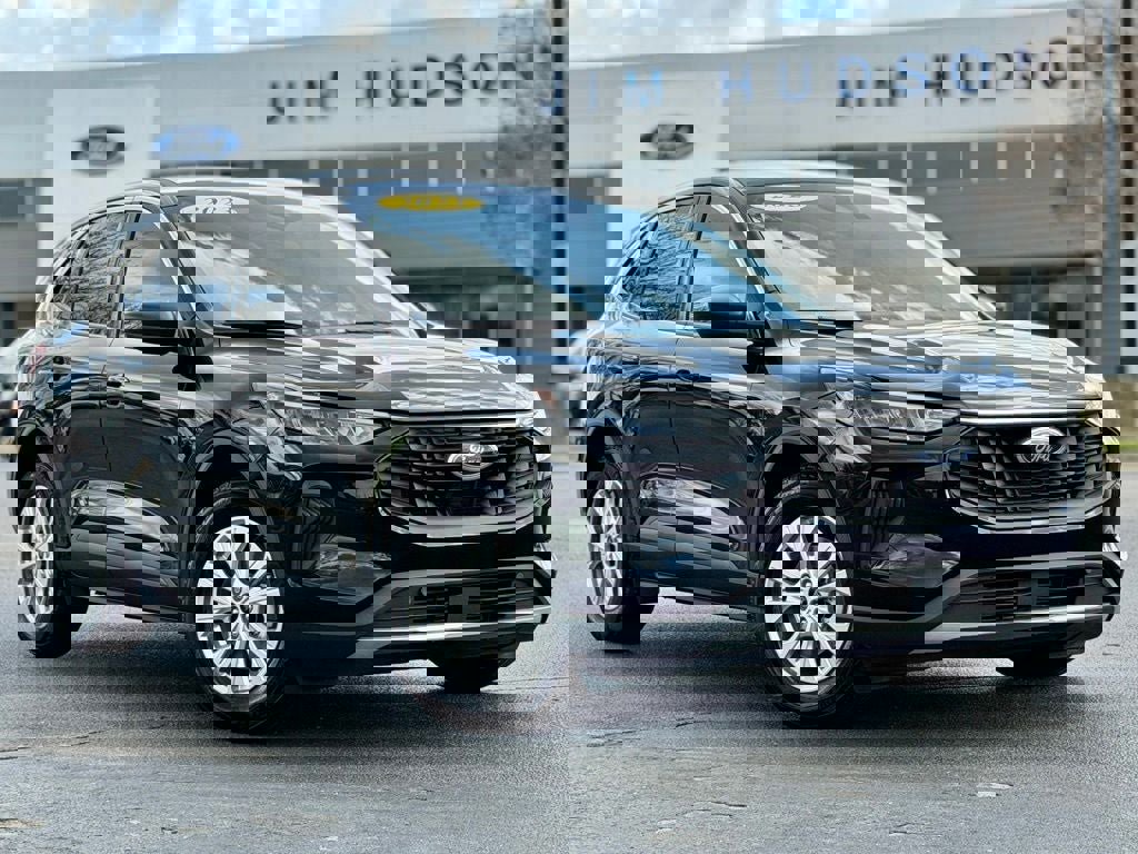 Certified 2023 Ford Escape Active image 2