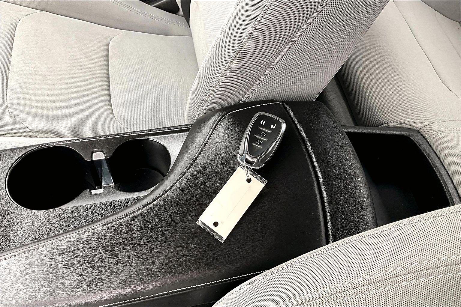 Used 2019 Chevrolet Camaro LT RWD image 11