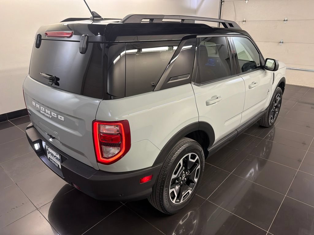 Certified 2023 Ford Bronco Sport Outer Banks w/ Tech Package AWD/4WD image 6